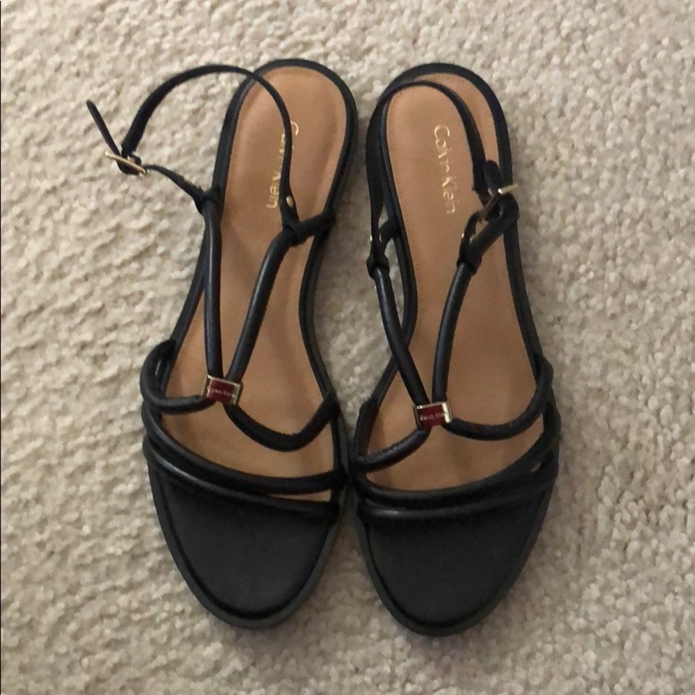 SANDALS - CALVIN KLEIN SIZE 8M